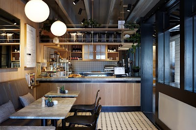 Longroom & Longshot