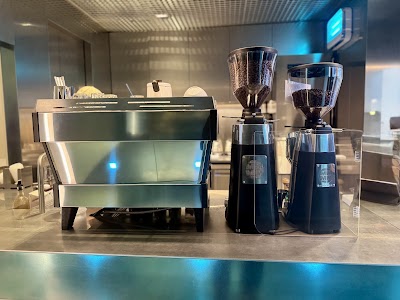 Blue Bottle Myeongdong Cafe