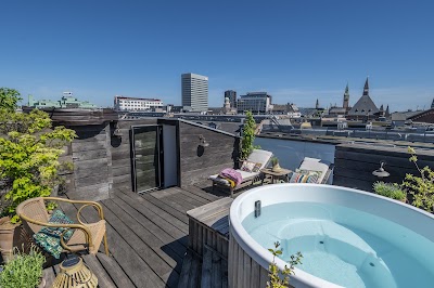 Axel Guldsmeden Hotels