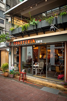 TOASTERiA CAFE