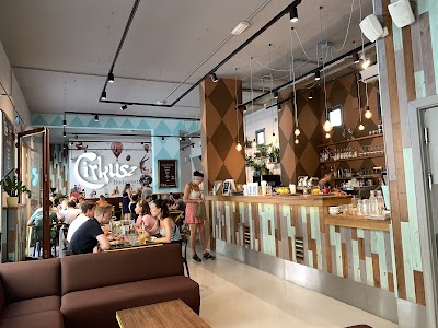 Cirkusz Café