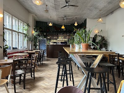 Bar Hvězda
