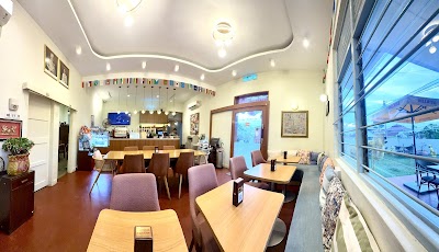 Hillrise Coffee 16 – Vintage Café, Secret Garden Vibes & Fusion Cuisine | Canning Garden, Ipoh